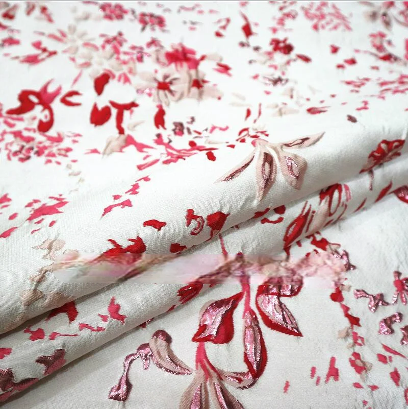 

Elegant gold silk three-dimensional embossed yarn-dyed jacquard fabric, sewing fabric factory shop is not out of stock