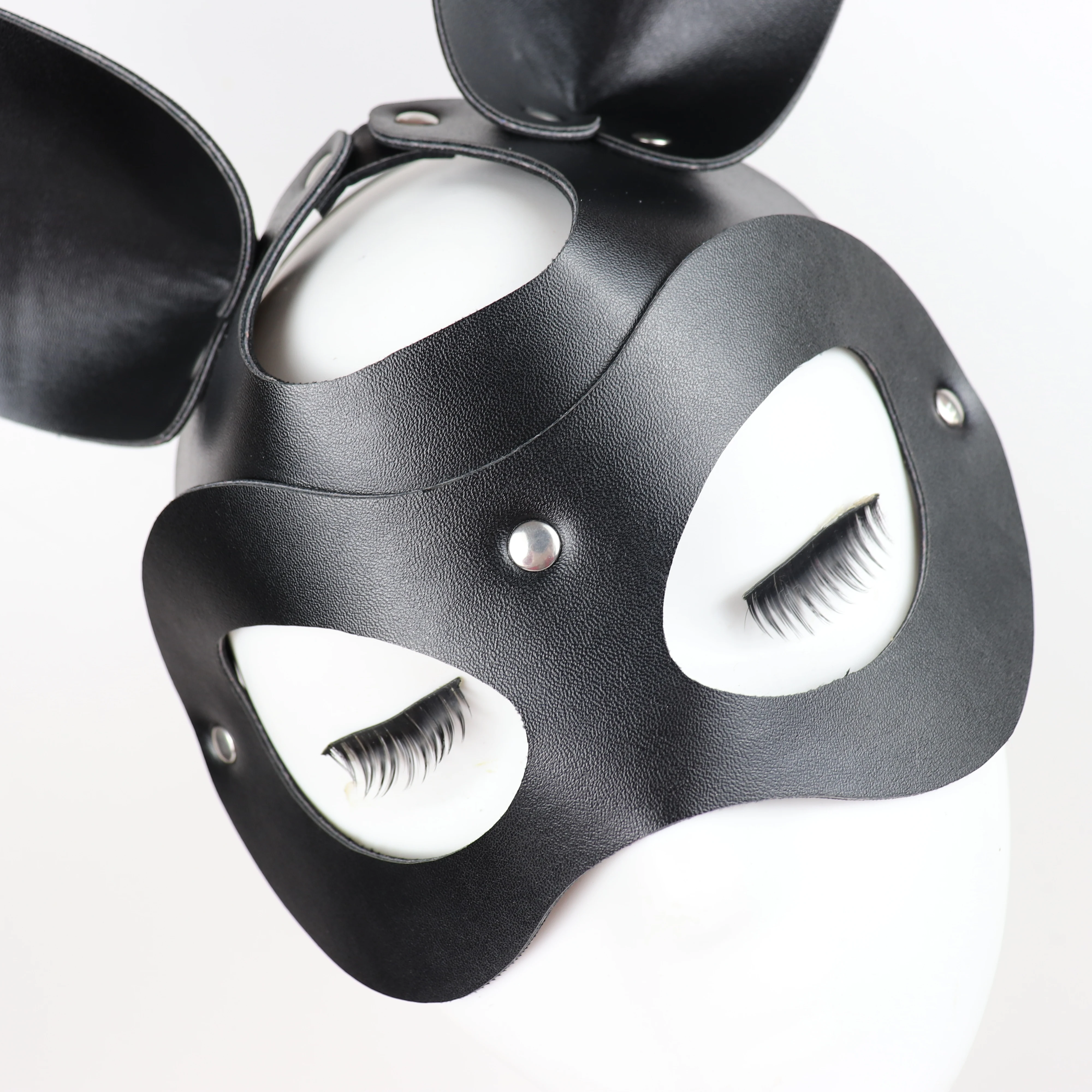 Маска уйи женская кожаная с заячьими ушками | Тематическая одежда и униформа