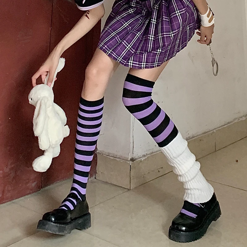 Фото Женские носки в полоску Tukucai высокие Гольфы выше колена стиле E Sports темные