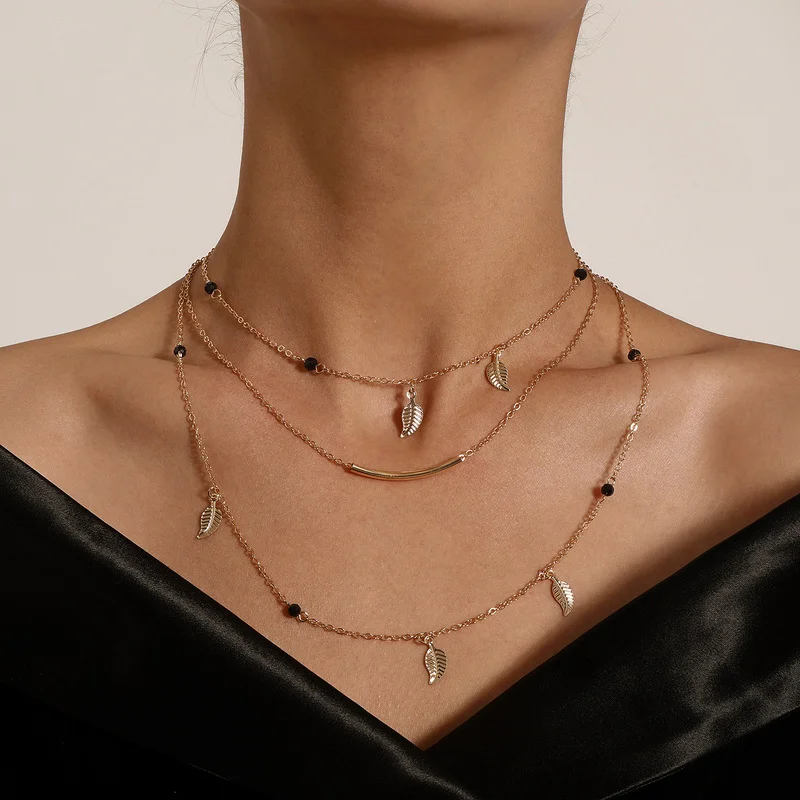 

Vintage Boho Multilayer Choker Leaf Pendant Chain Necklace for Women Gold Silver Color Collar Fashion Jewelry Gift