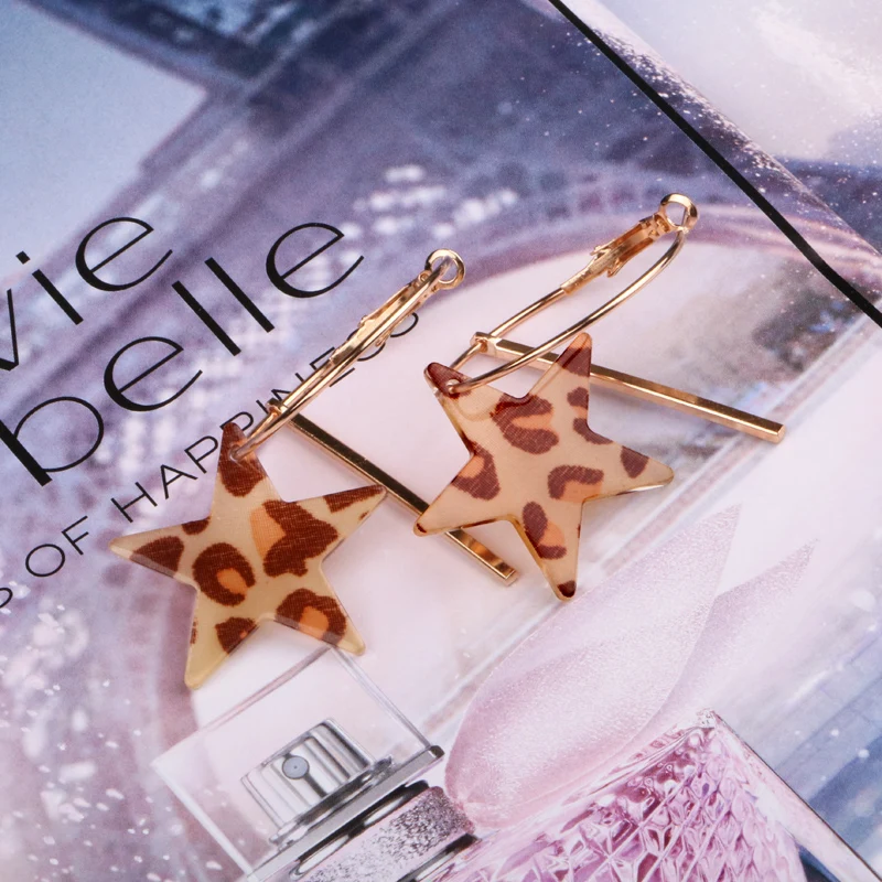 Женские круглые серьги-кольца золотистые металлические серьги с леопардовой