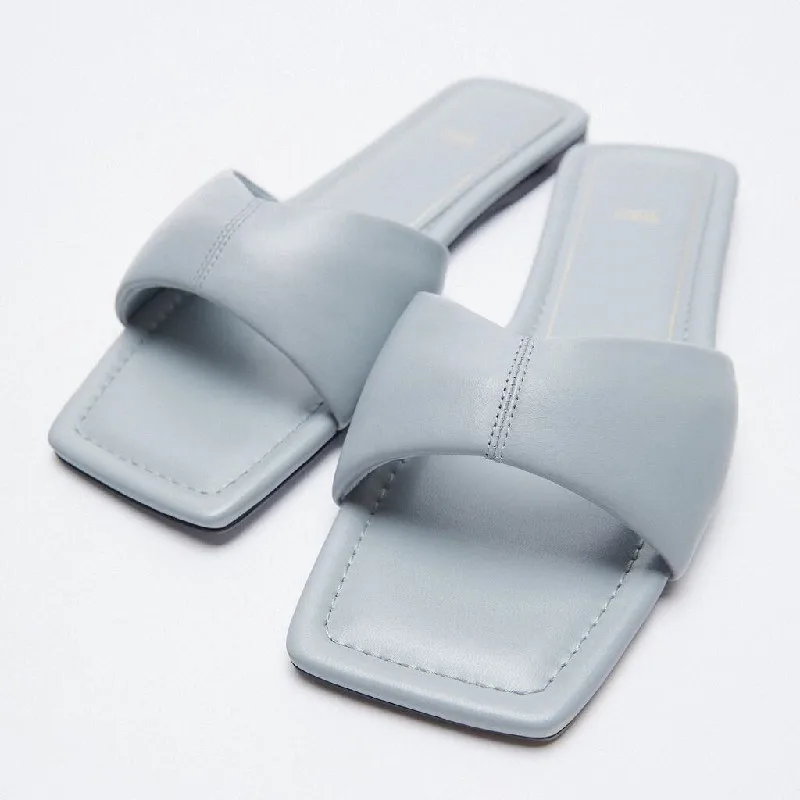 

Women's Outdoor Slippers 2021 New Summer Blue Square Head Quilted Leather Outdoor Flat Sandals Soft Casual Slippers