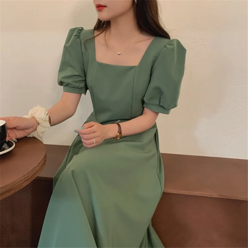 

2021 Summer French Square Neck Bubble Sleeve Dress Harajuku Hepburn Retro High Waist Dress A-line Solid Black Casual Dress M269
