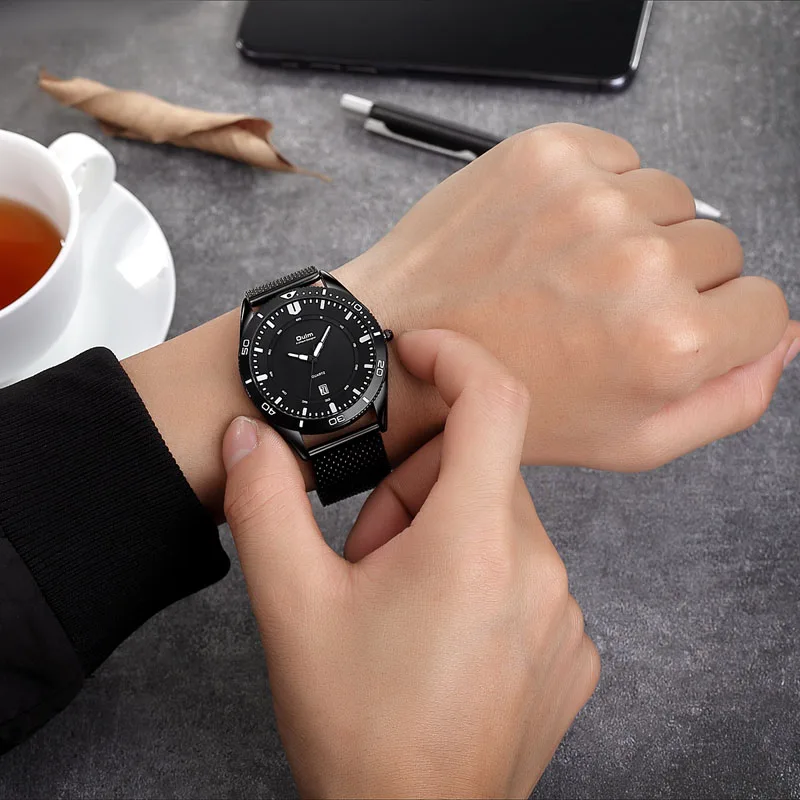 Oulm Мужские часы черные нержавеющая сталь сетчатый ремешок Авто Дата кварцевые