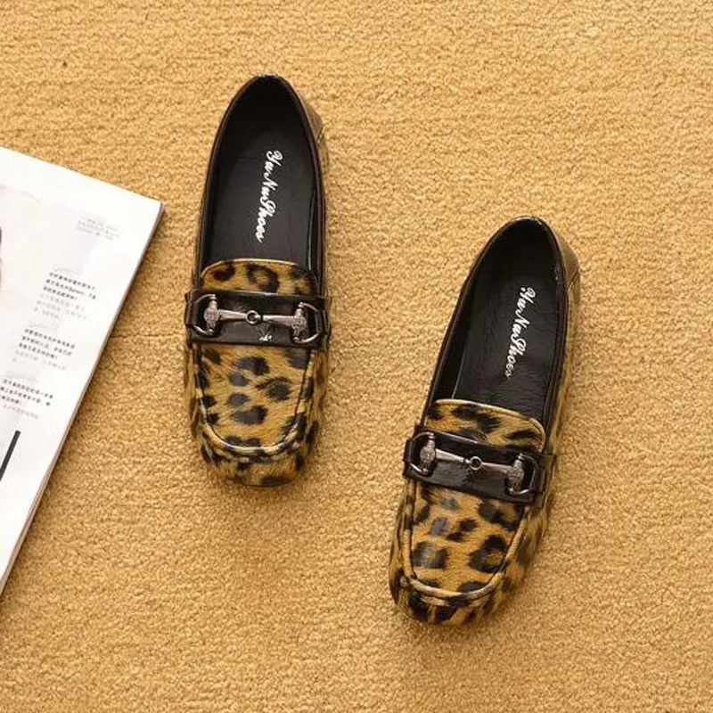 Женские лоферы из лакированной кожи повседневные туфли оксфорды на плоской