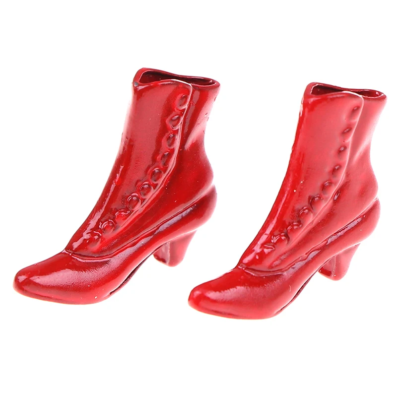 

1Pair 1/12 Scale Dollhouse Miniature Rubber Rain Boots High Heels Sandals Home Garden Yard Decoration