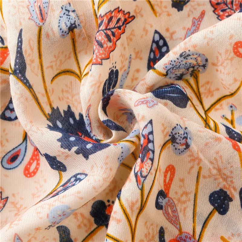 

Ethnic style Autumn and winter Women's Cotton and linen beach Shawl Tassels blanket scarf lady Seaside Fashion Print silk Scarf