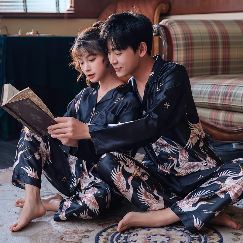 

Пижама Мужская, женская, шелковая, с длинным рукавом и принтом журавлей