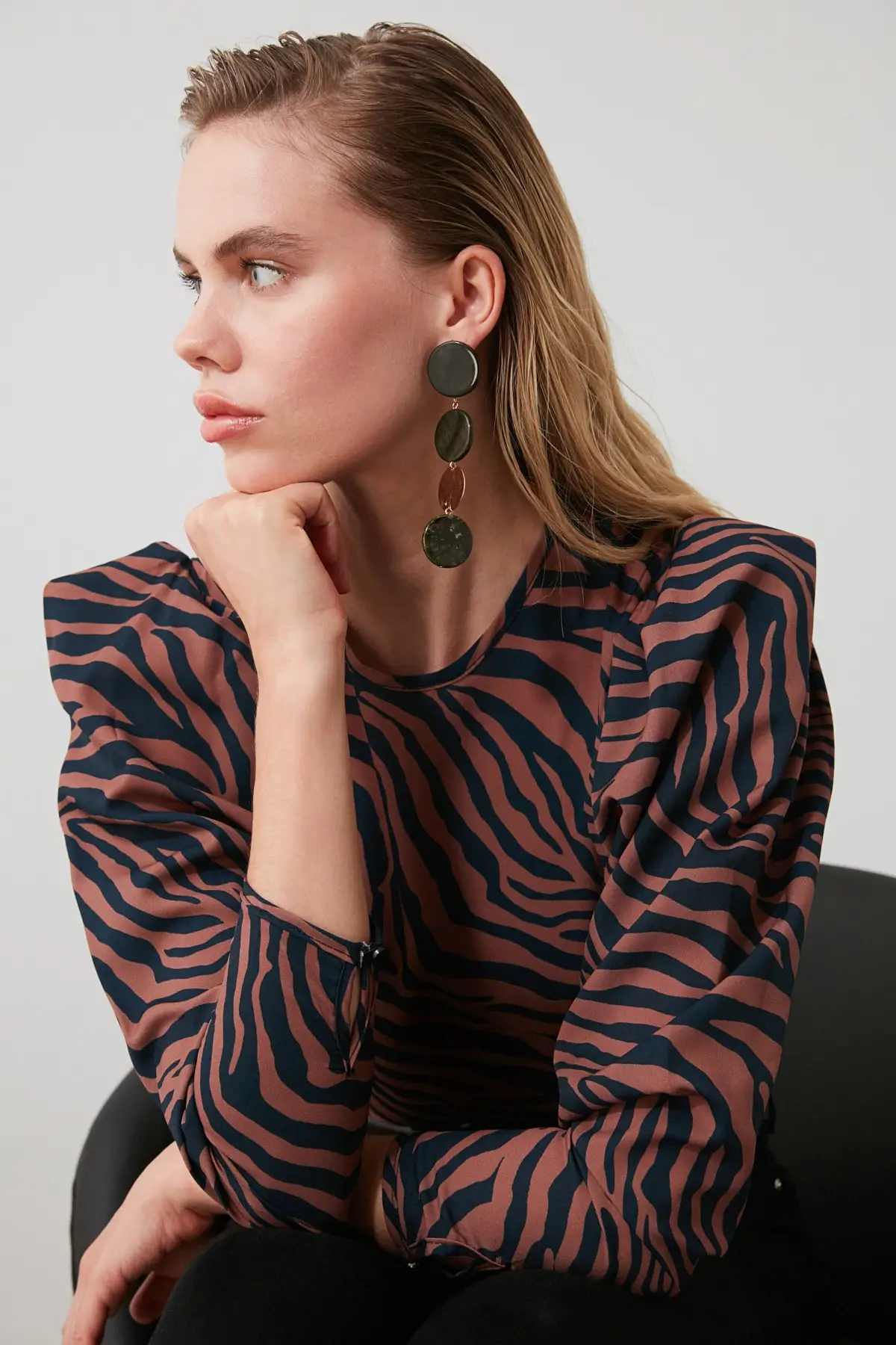 

Trendyol Shoulder Detail Bluz TWOAW21BZ0101