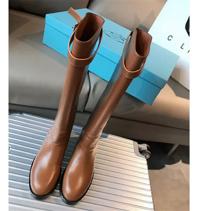 

Brand Style Genuine Leather Motorcycle Boots Belt Strap Metal Shark Lock Flat Heel Knee High Women Shoes Cowhide Round Toe Botas