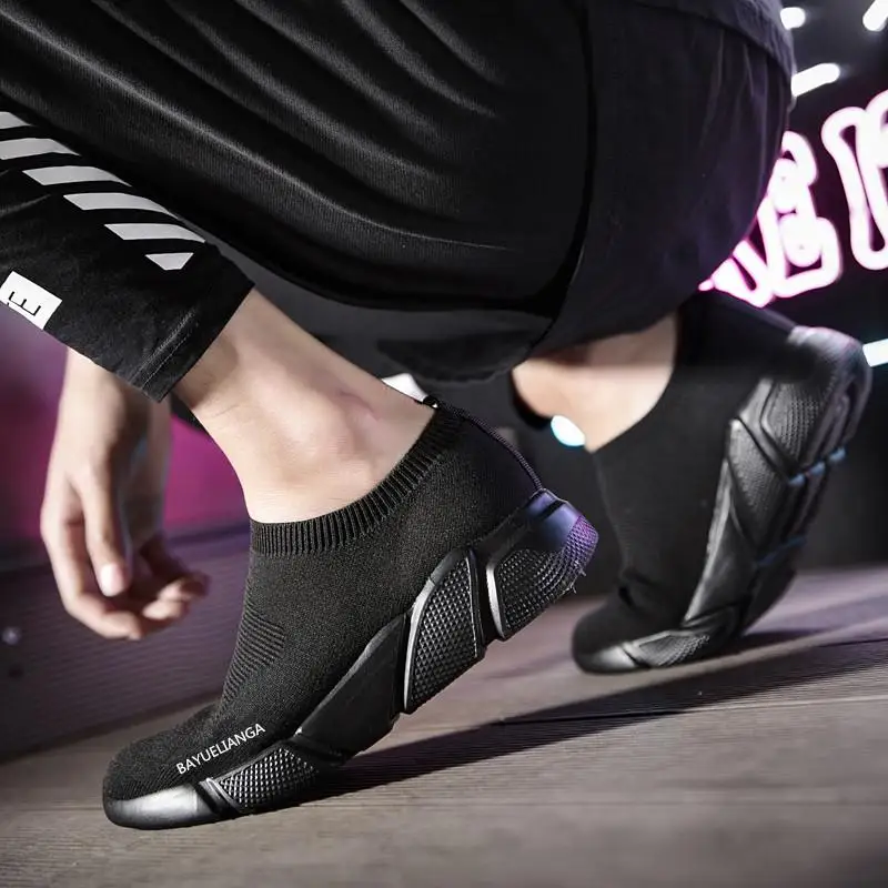 

2021 New Men Casual Sock Shoes Summer Sports Comfortable Breathable Work Shoes Outdoor Sneakers Mesh Light Walking Running Shoes