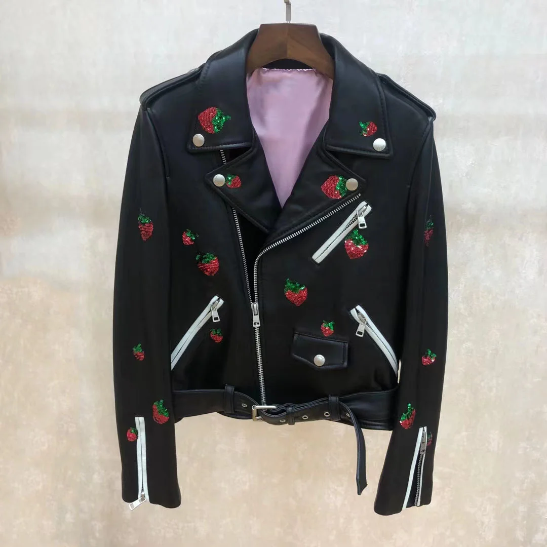 

SHZQ Женское пальто весна 2021 Новое поступление куртка из натуральной кожи клубничный узор блестки украшение локомотивная модель стиль