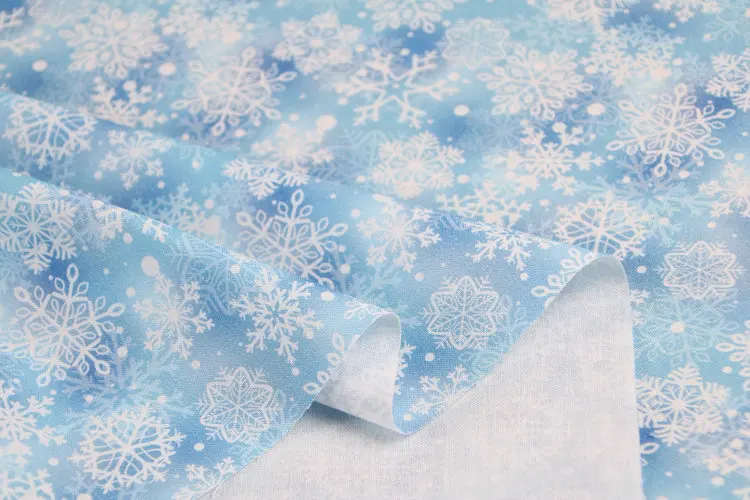 

145cm Width Cartoon Snowflake Printed 100%Cotton Fabric For Cushion Cover/Diy Handbag/Slipcover/Curtain DIY Sewing