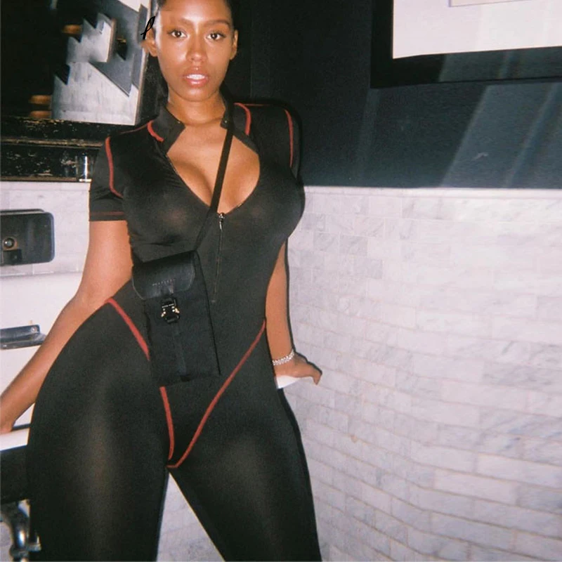 Спортивный комбинезон для фитнеса активного отдыха женский на молнии пэчворк