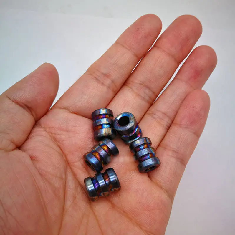 1pc Small Blue TC4 Титан полированные Паракорд шарик Ножи инструментов для использования на открытом воздухе парашютный шнур шнурки бусины мужские талисманы кулон аксессуары 1 шт - Цвет: 1pc Small Blue