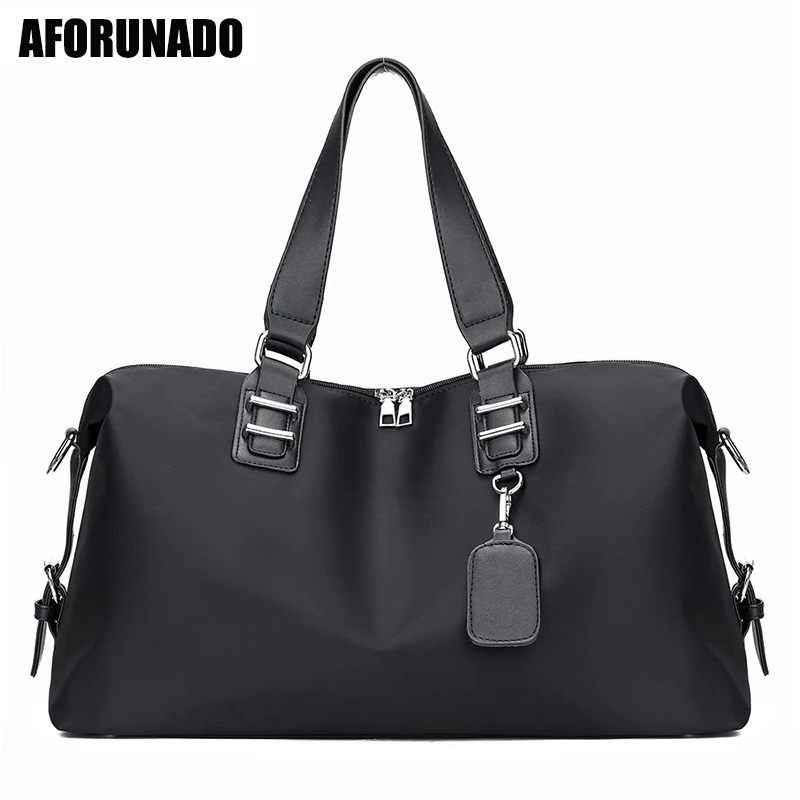 

Luxury Handbags Women Bags Designer Fashion Sport Bag Shoulde Travel Bags Simple Ladies Chains Crossbody Bags For Women 2020
