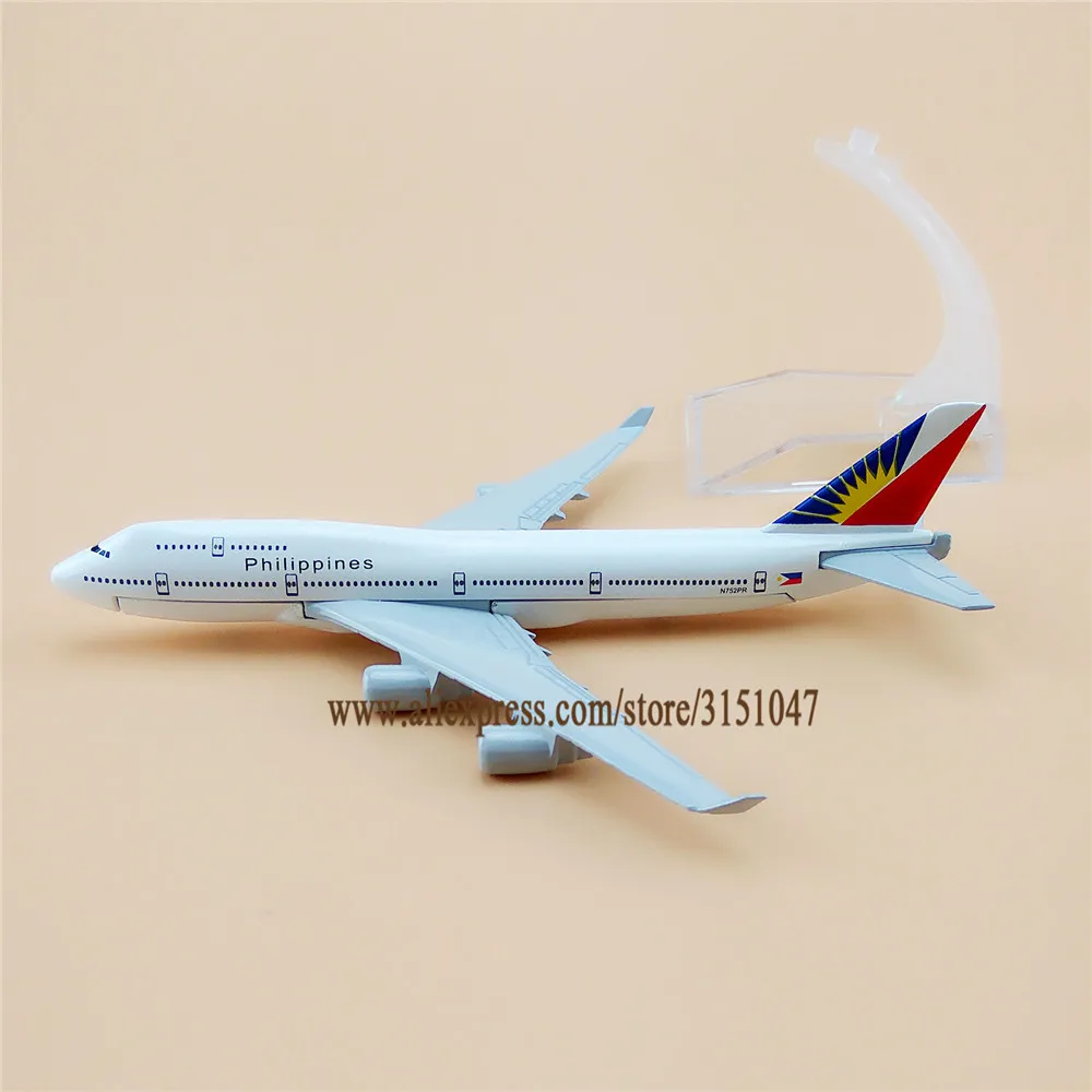 Модель самолета из металлического сплава 16 см Авиапочта Филиппины Боинг 747