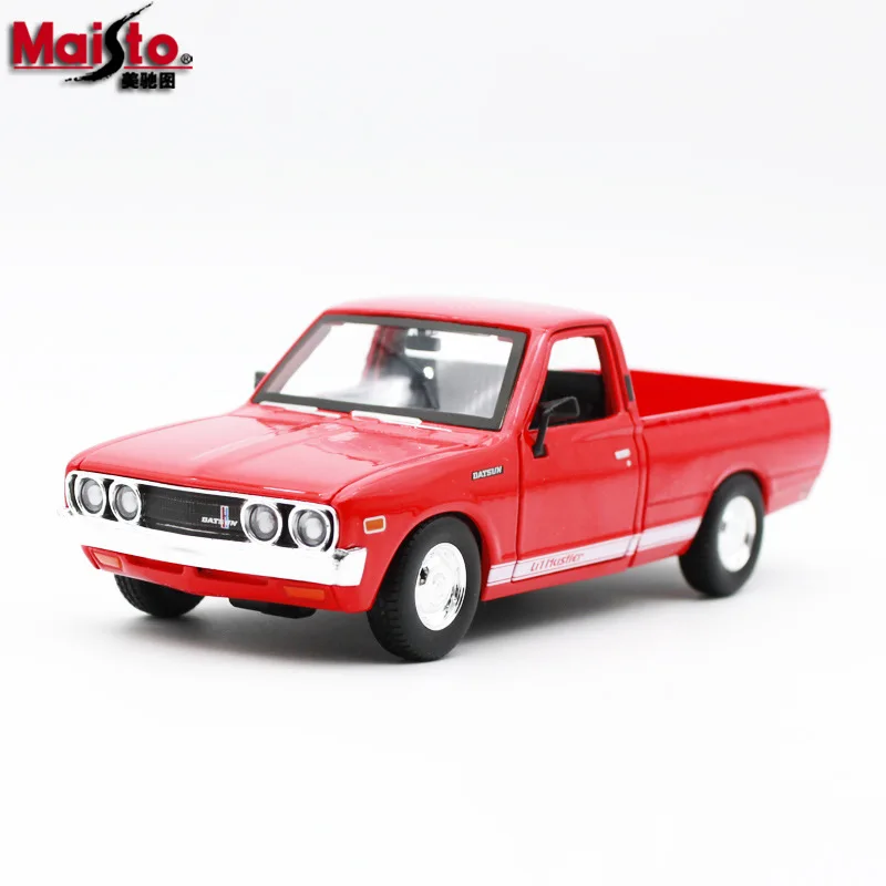 

Maisto 1:24 Datsun 1973 620 pickup conversion simulation alloy car model crafts decoration collection toy tools gift
