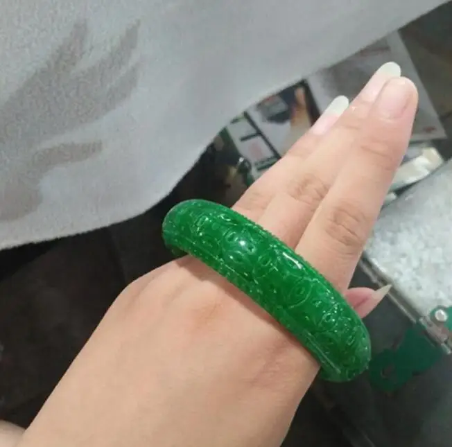 Браслет поплавок из Мьянмы с цветами нефрита полноцветный резной нефритовый