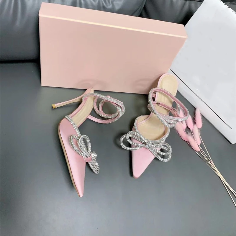 

Female Shoes Bling Crystal Bowknot Pointed Toe Silk Pumps Wedding Party High Heel Stiletto Lady Ankle Strap Desgin Luxury Brand