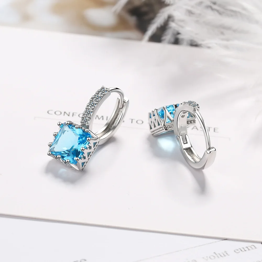 

New 2021 Small and fresh temperament inlaid square zircon earrings simple sweet full earrings ear jewelry