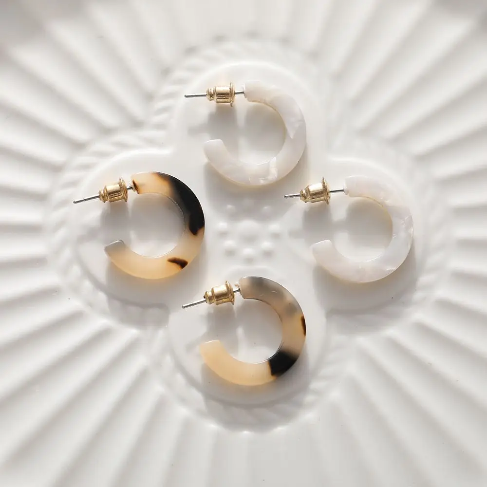

Gift Trendy Fashion Elegant Resin Round C-Shaped Geometric Hoop Earrings Earring