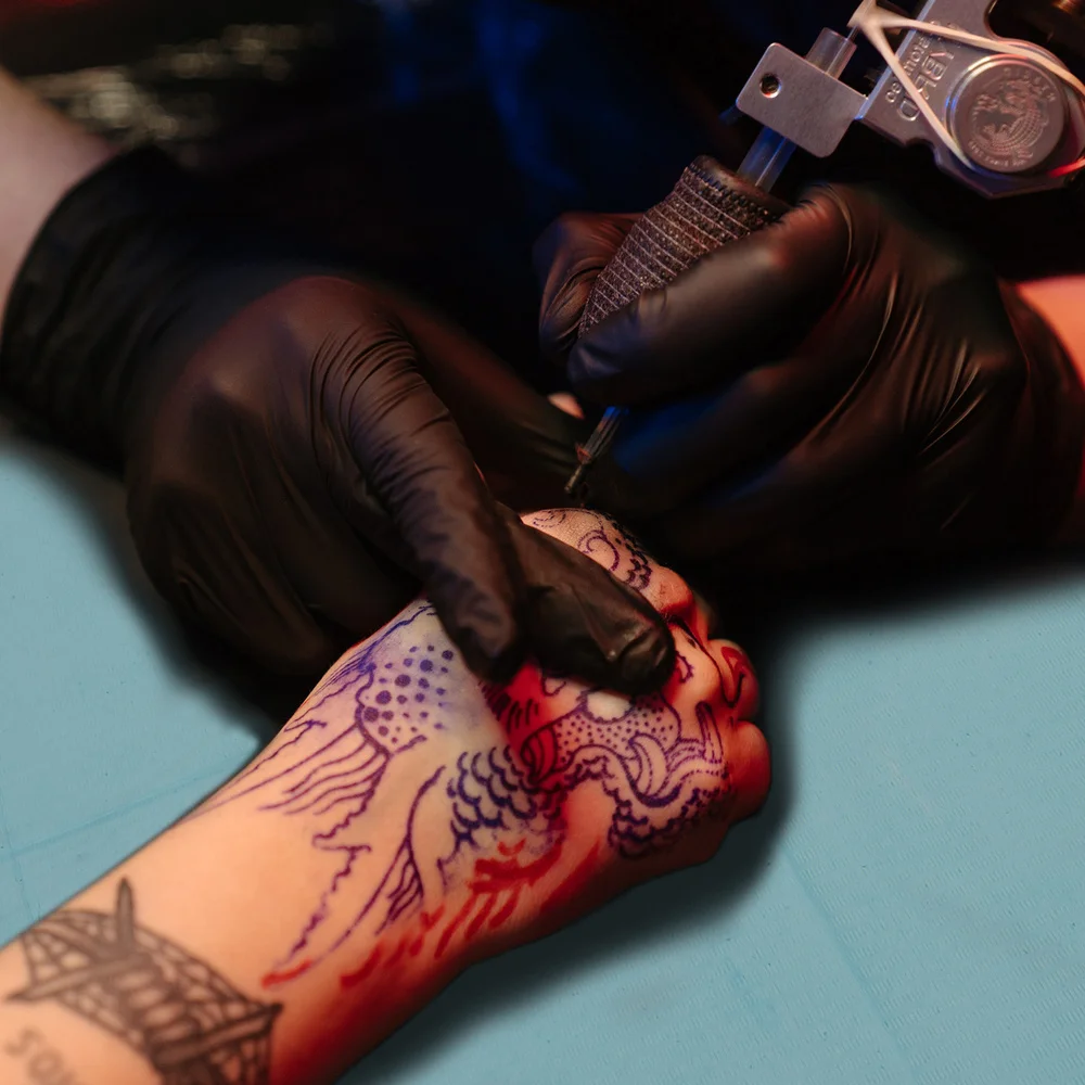 

125pcs Waterproof Table Covers Tattoos Table Cloth Disposable Waterproof Mats