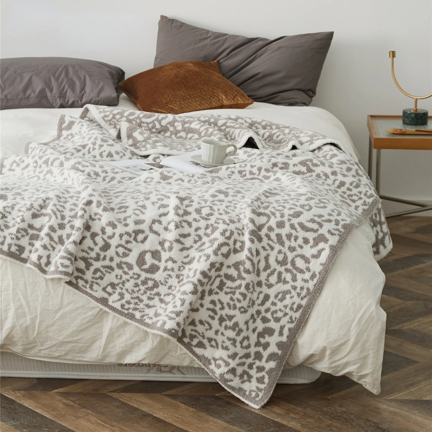 Delicate High-grade Knitted Leopard Print Blankets Winter Warm Faux Fur Microfiber Plaid Bedspread Fluffy Adult Blanket Throw