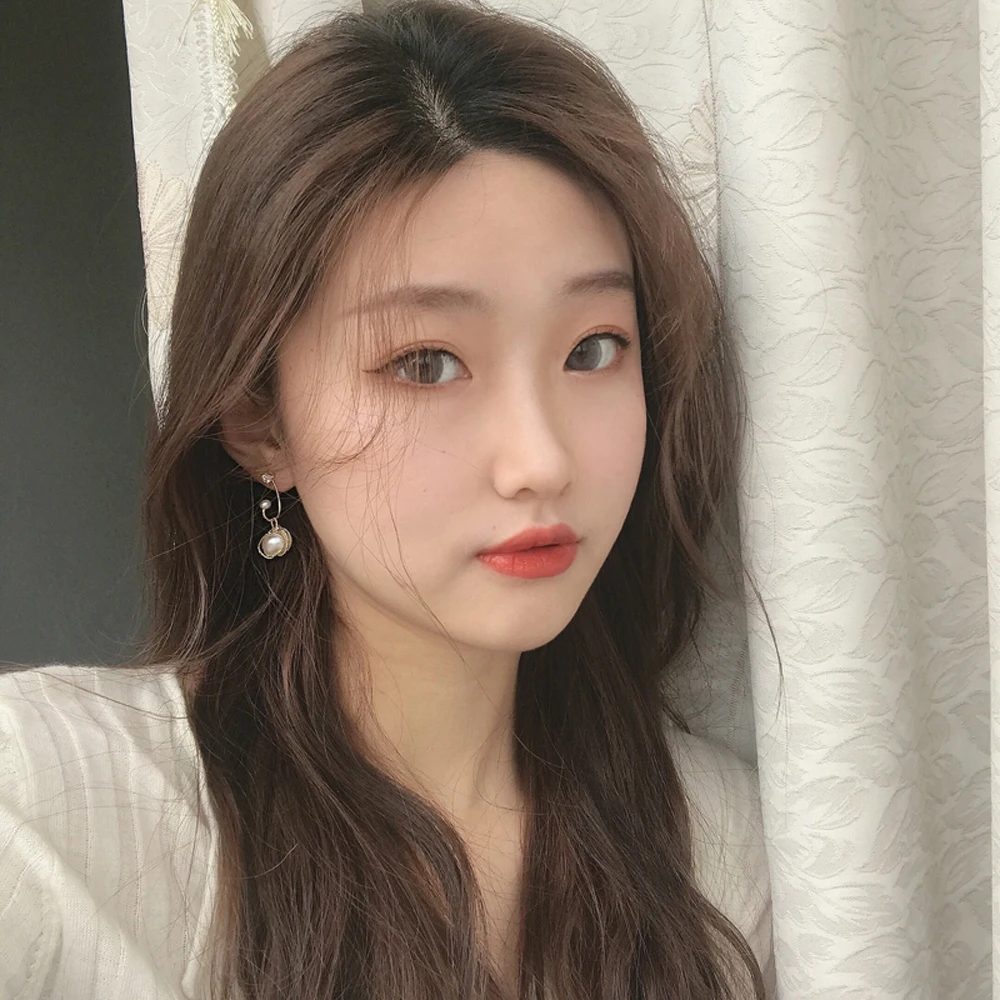 

Han Guoer Nail Sen is Fashionable Star Temperament Of Asymmetric Pendant Earrings Earrings Women Jewelry Gifts