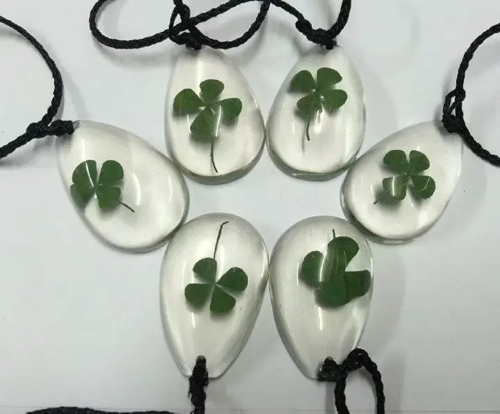 

50 pcs four Leaf Leaves Clover pendant fashion jewelry charms accessories