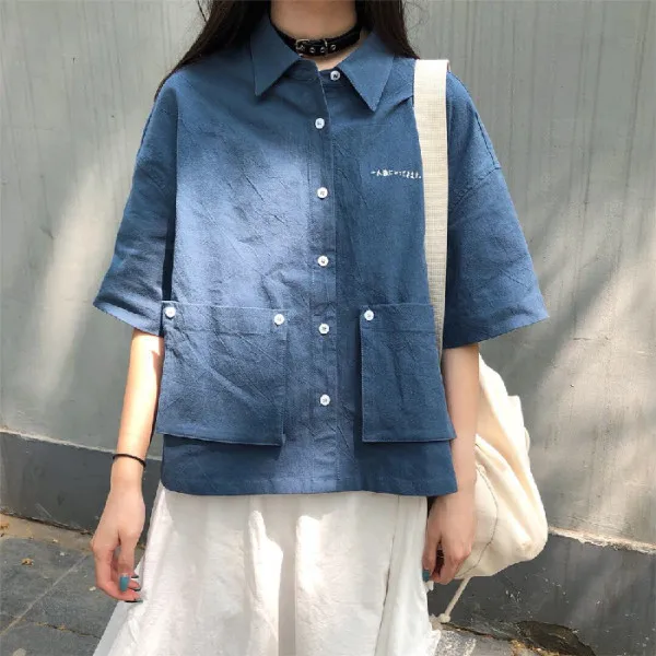 

Shirts & Blouses