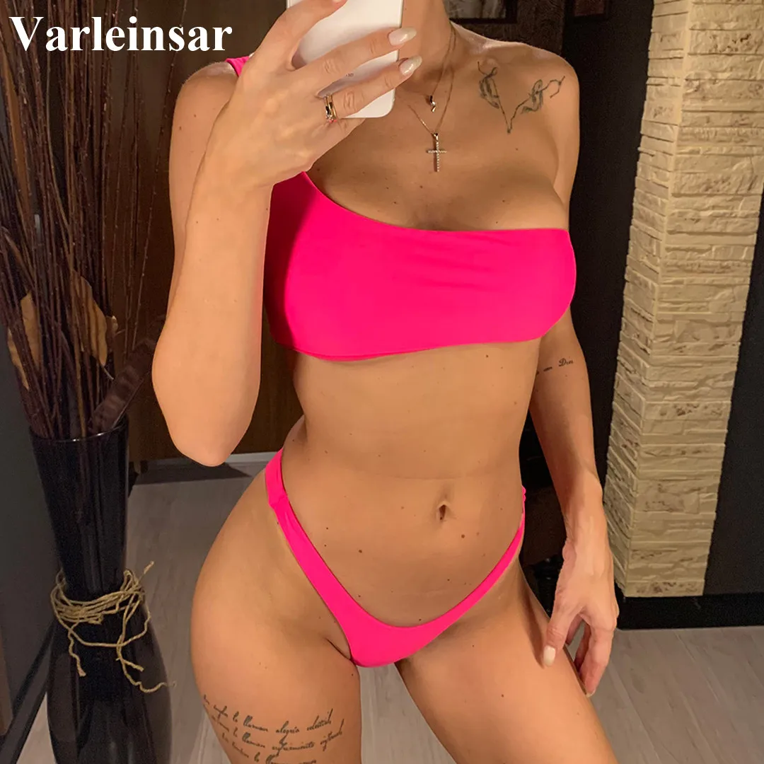 

2021 New Sexy One Shoulder High Cut Bikini Female Swimsuit Women Swimwear Two-pieces Bikini set Bather Bathing Suit Swim V1560