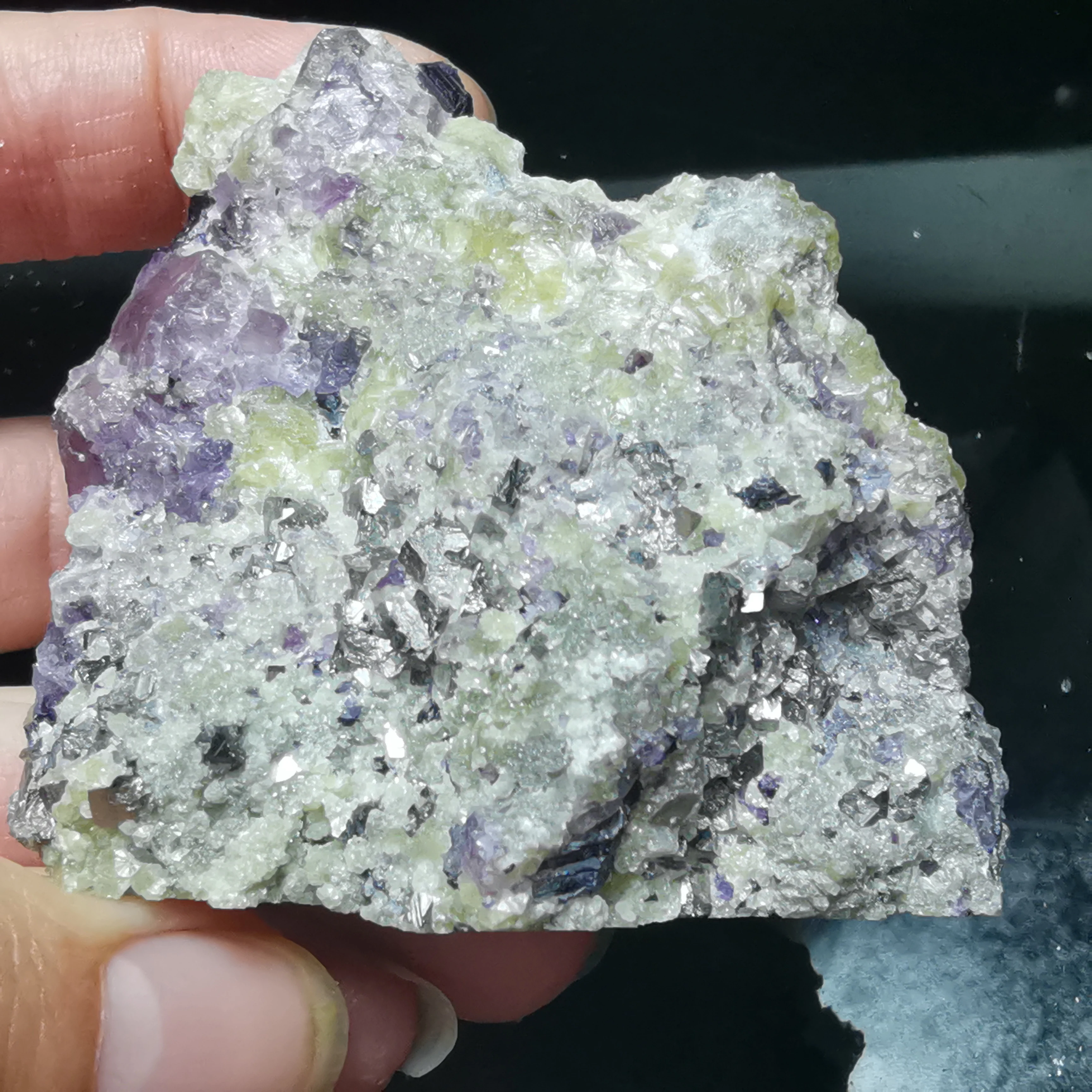 

157.8gNatural purple fluorite mica arsenopyrite mineral paragenesis mineral specimen healing energy house decoration QUARTZ GEM