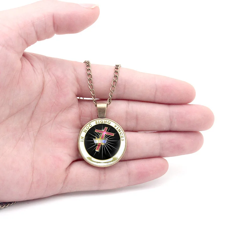 

Classic Knights Templar Cross Glass Dome Metal Long Chain Necklaces Knights Templar Pendant For Man Woman Jewelry Gifts