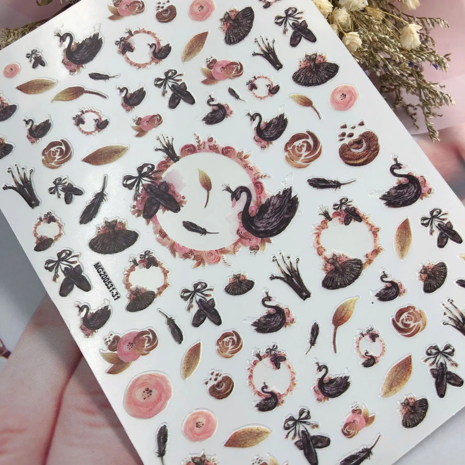 Стильная японская наклейка для ногтей с перьями и лебедем | Красота здоровье