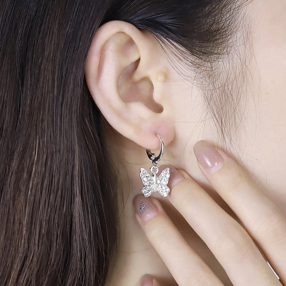 

Новые модные серьги в виде бабочки со стразами, элегантные характерные серьги в виде бабочки, женские Украшения