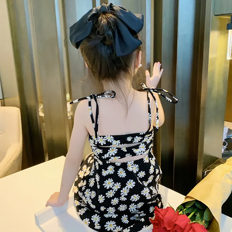 

Children's halter dress 2021 summer new web celebrity small Daisy female baby Korean versionprincess skirt