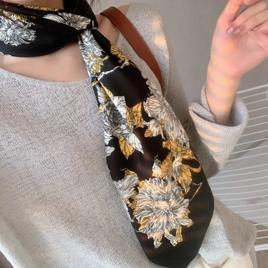 

Luxury woman scarf 90cm * 90cm Design Scarf Shawl Printed Silk Felt Headscarf Scarf Lady Headscarf Square Scarf Lady Wrap Scarf