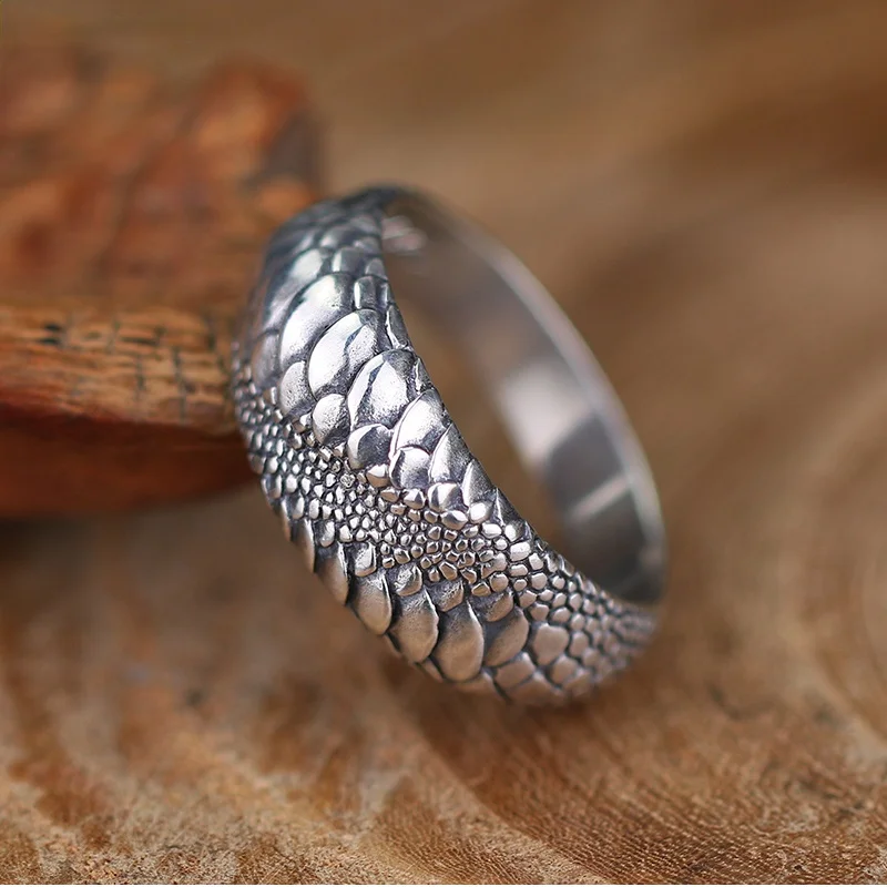 

Vintage Silver Color Carving Ouroboros Snake Scale Rings for Men Women Adjustable Finger Ring Wedding Rings Unisex Jewelry Gifts