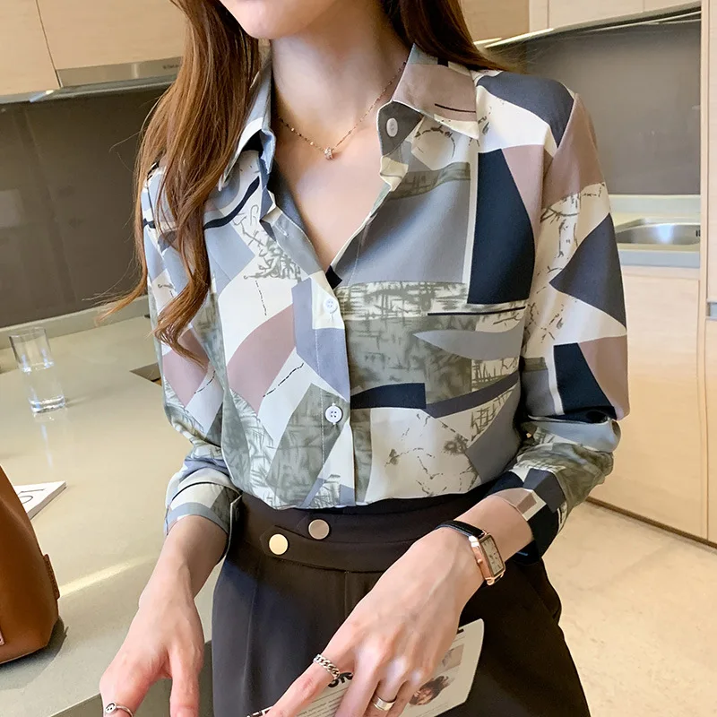 2021 New Retro French Stitching Printing Fashion Women's Chiffon Long Sleeve Shirt Temperament Show Thin Girl Korean Clothing