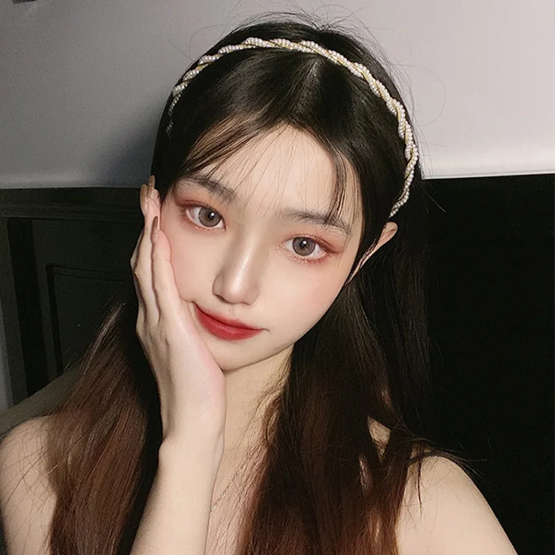 

Korean Temperament Pearl Headband Fashion White Wild Bridal Headband Wedding Hair Accessories Simple Retro Hairpin Jewelry