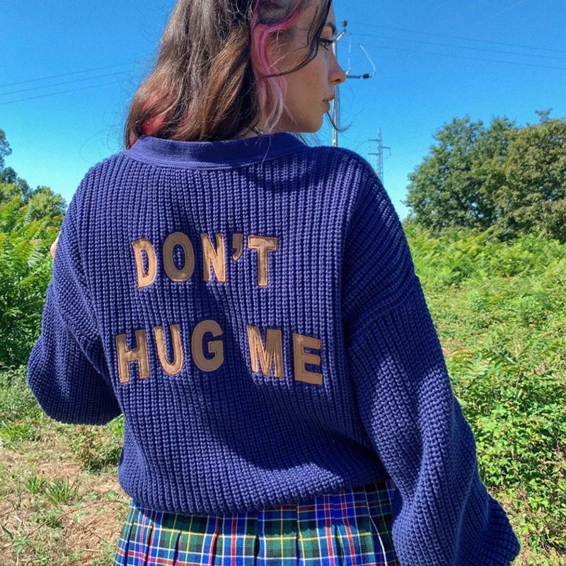 

Женская одежда Aw2021 с вышитым медведем и алфавитом Euramerican, короткий женский свободный свитер, универсальный кардиган