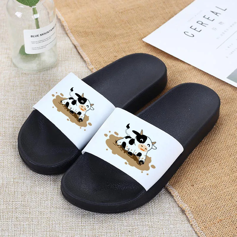 

Women Home Slippers Cows Print Cartoon Home Shoes Thick Sole Sandals for Women Ladies Flip Flops Outdoor Flat Ladie Slides 2021