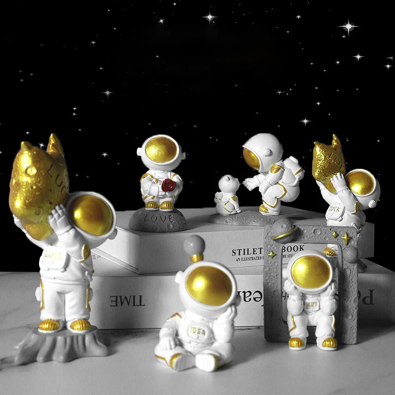 1 шт. статуэтка астронавта из смолы 8-16 см |