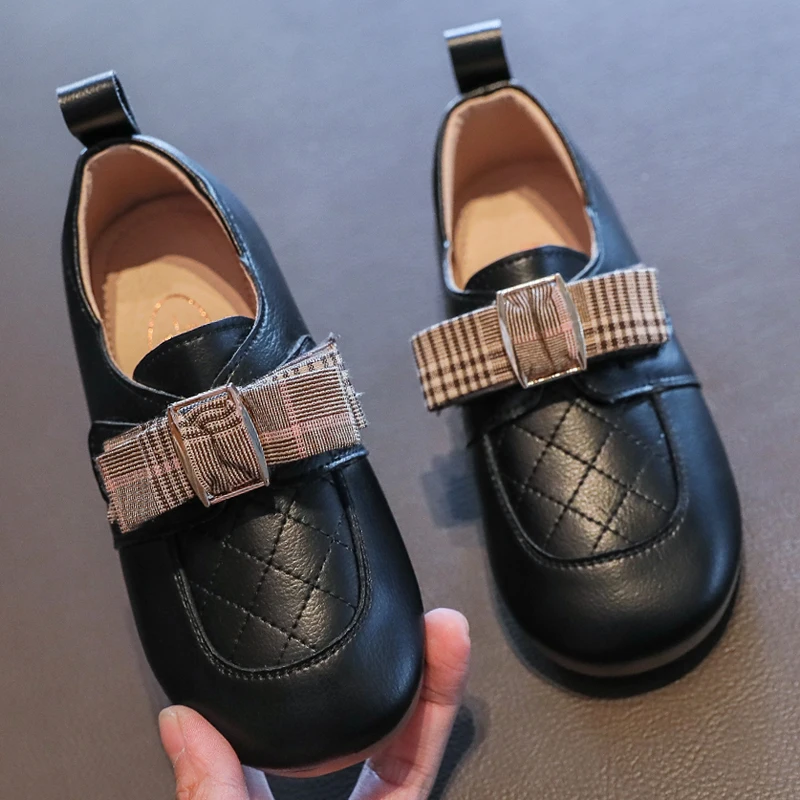 Girls' Black Leather Shoes Girls' Shoes 2022 New Spring And Autumn Children's Soft-soled Leather Children's Black Shoes.