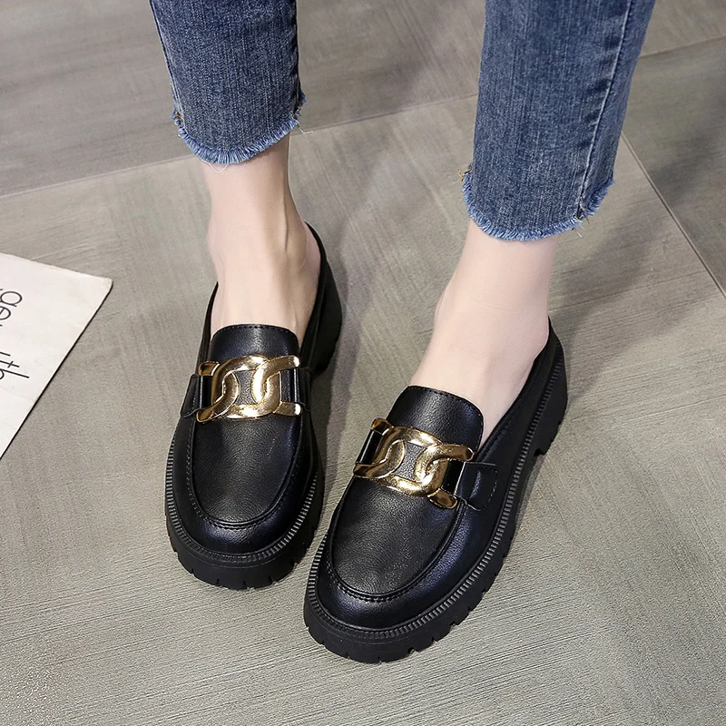 

Loafers Rivet Shoes Slippers Soft Increased Internal Slides Cover Toe Slipers Women Low Comfort Flat 2021 Hoof Heels Rubber PU M