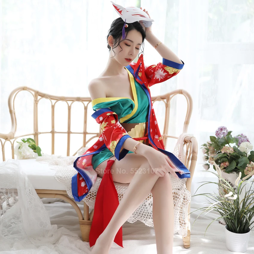 Пижама-кимоно Женская атласная в японском стиле | одежда