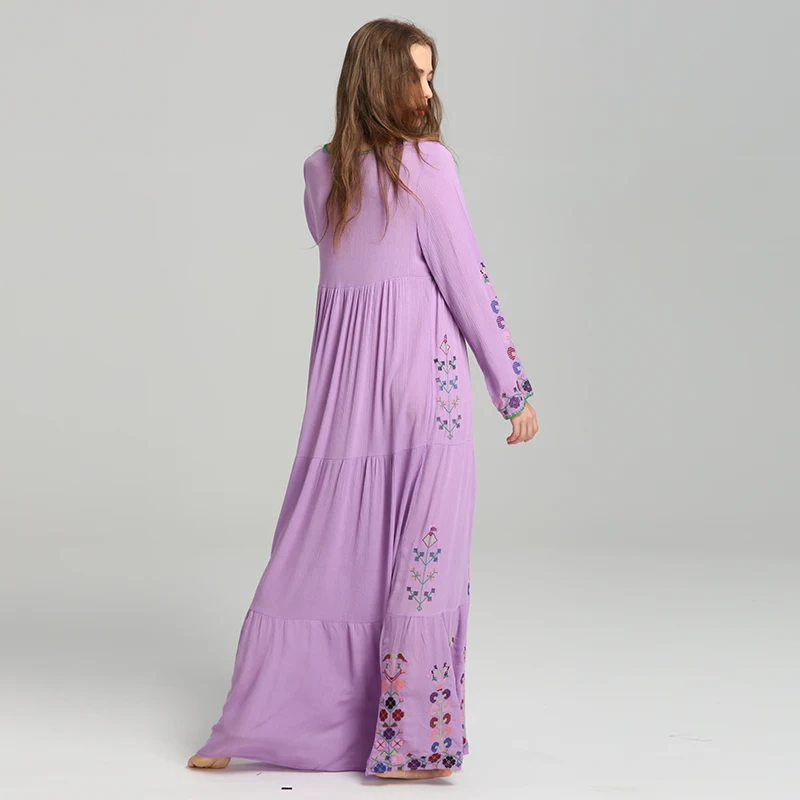 

Embroidery flower dress fashion bloggers to draw string lace-up dress (film)