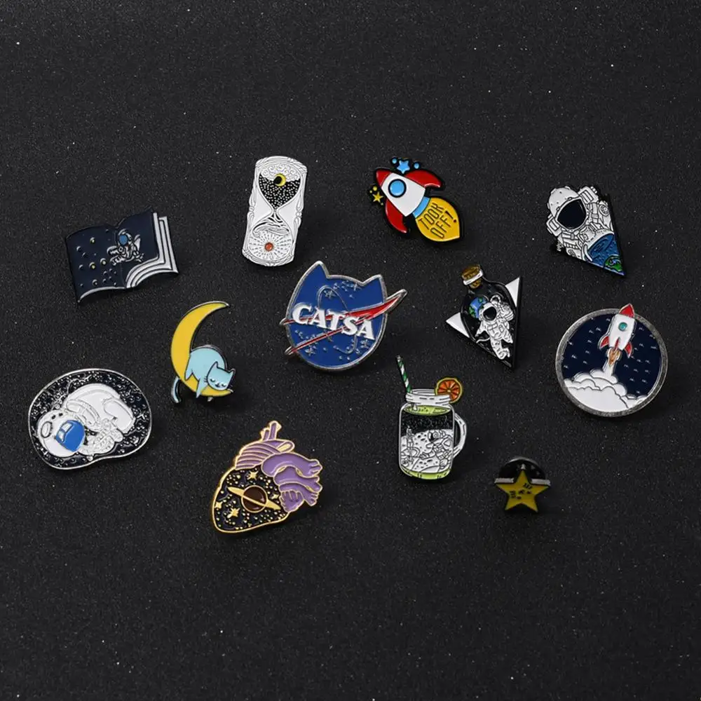 Космические путешествия эмалированная булавка астронавты Вселенная ракеты
