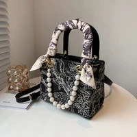 female luxury designer clutch bags 2021 womens brand purses weave handbags ladies scarves shoulder crossbody bag